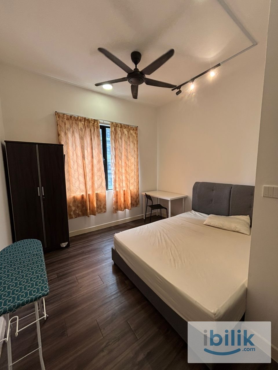 MALE ONLY🚶‍♂️Middle Room with Nice View Clean and comfort‼️ - Image 1