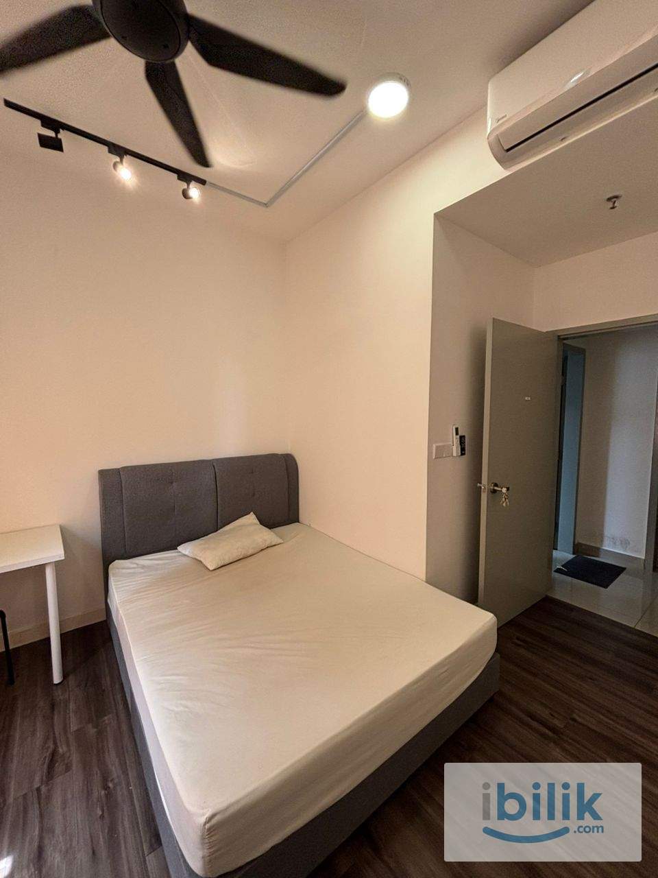 Comfort and Clean Middle Room @  Urbano Utropolis  - Image 2