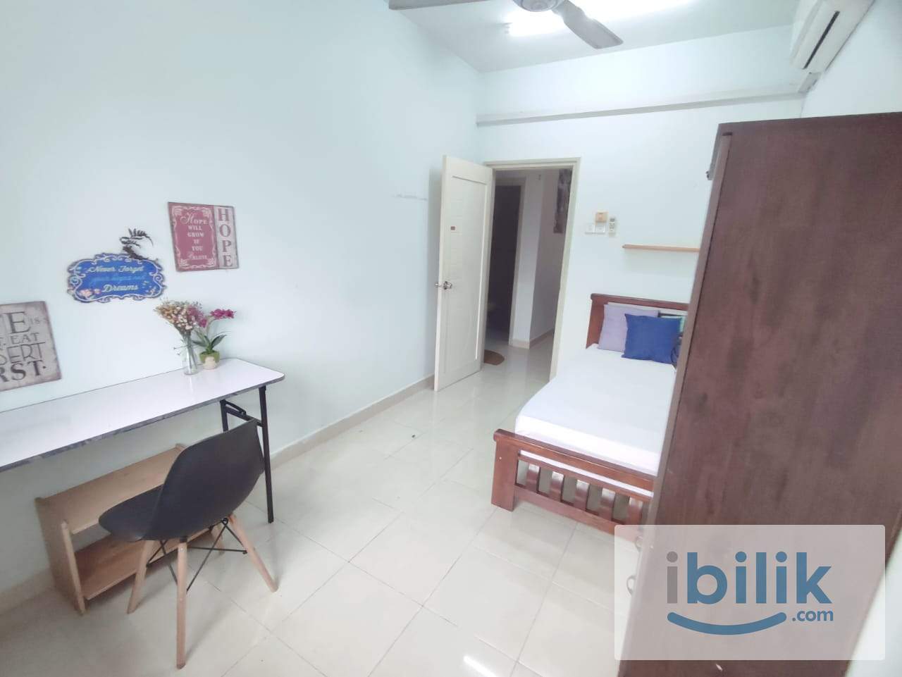 Middle room for rent at Pelangi Utama - Image 1