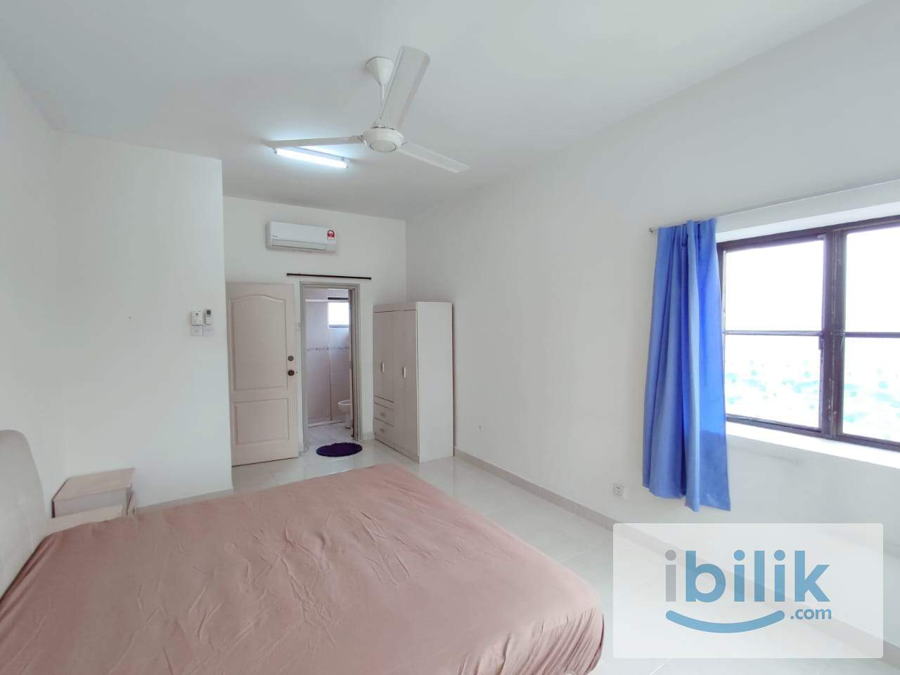 Master Room@PELANGI UTAMA@BANDAR UTAMA - Image 3
