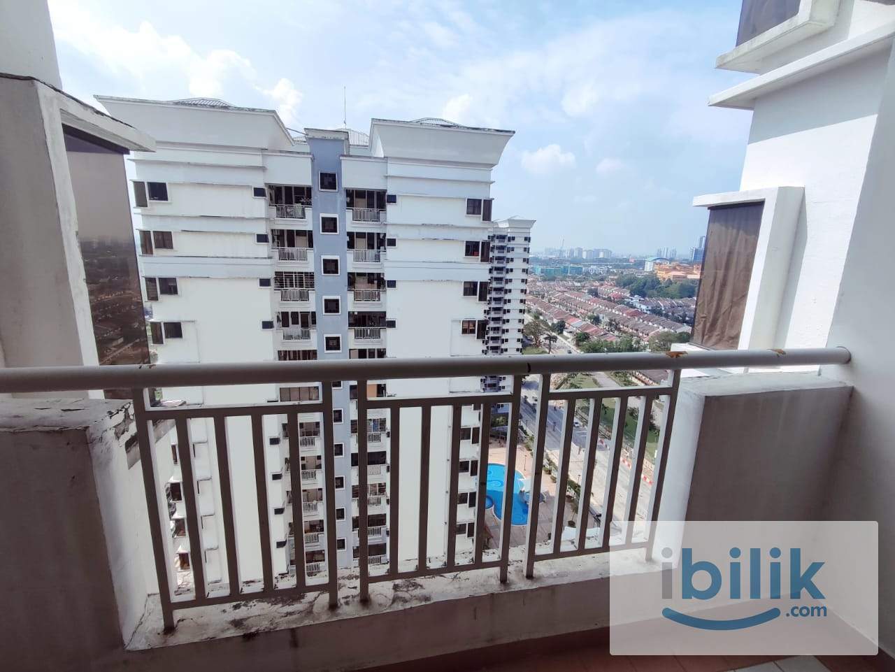 Master Room@PELANGI UTAMA@BANDAR UTAMA - Image 6