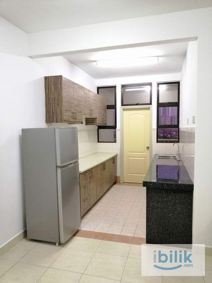 Master Room for Female at Pelangi Utama Condominium, Bandar Utama - Image 5