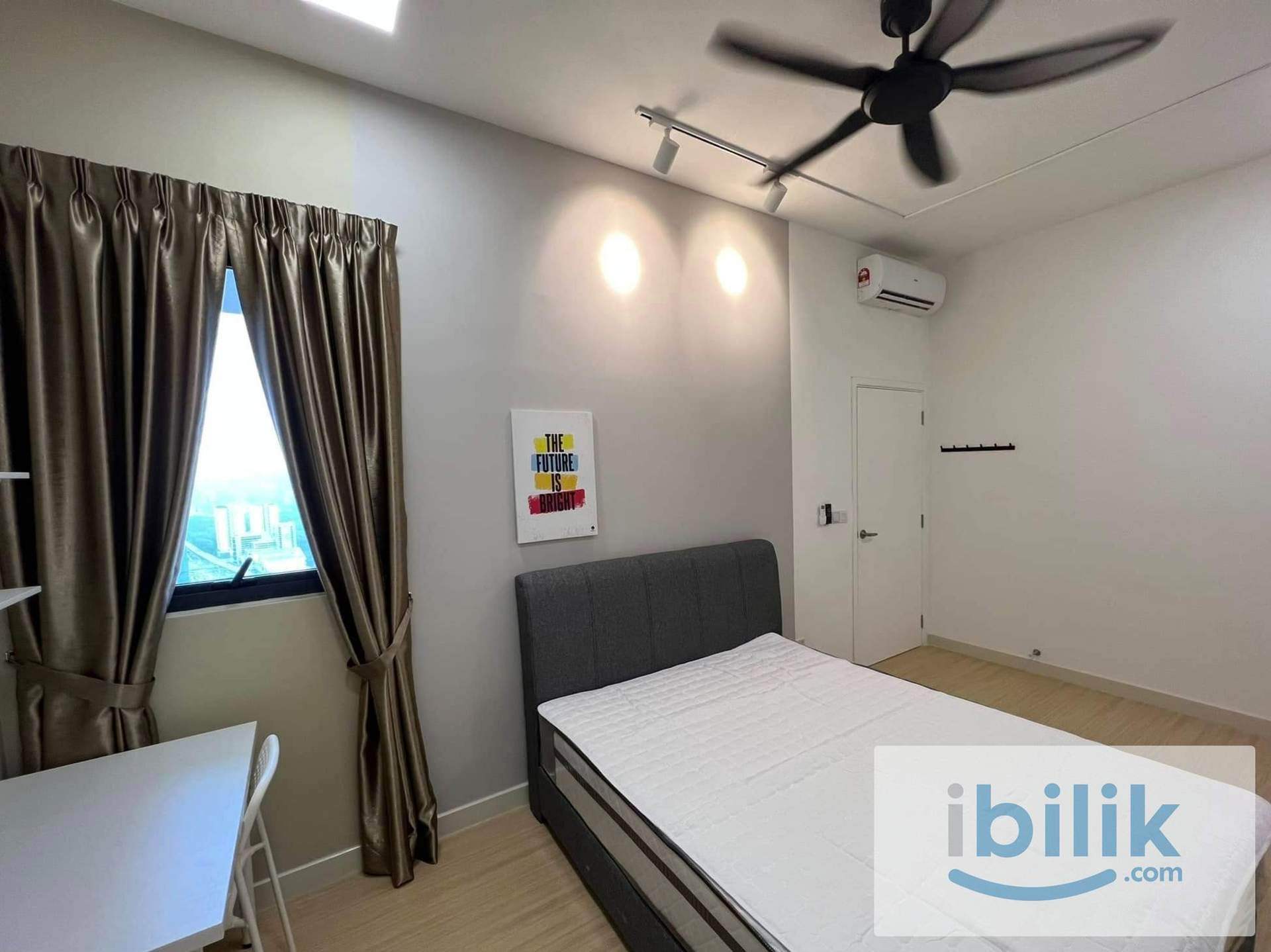 Big Medium Room RM 850 Near TRX Exchange @ Continew - Image 2