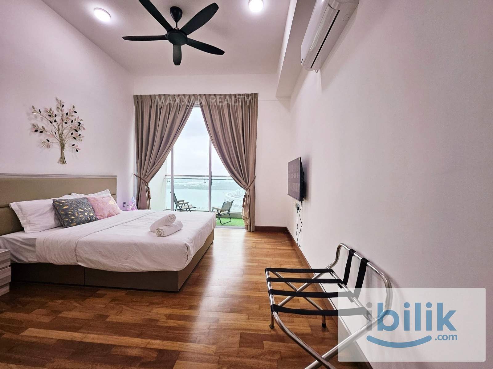 Paragon Suites, Studio for rent near ciq - Image 1