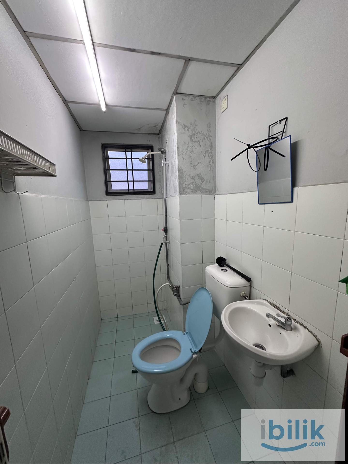 Medium Room @ Pusat Komersial Seksyen 7 Shah Alam - Image 6