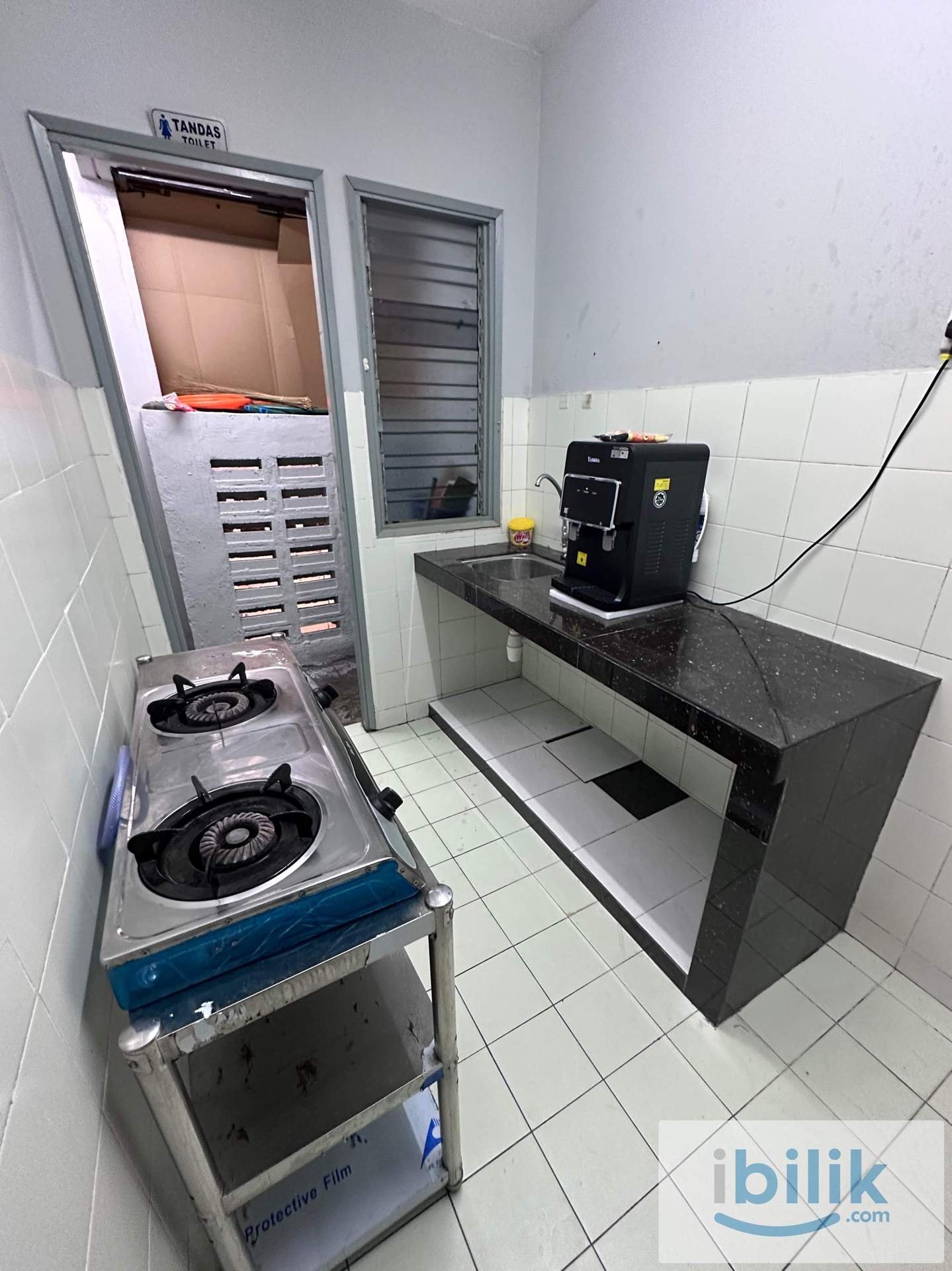 Medium Room @ Pusat Komersial Seksyen 7 Shah Alam - Image 8