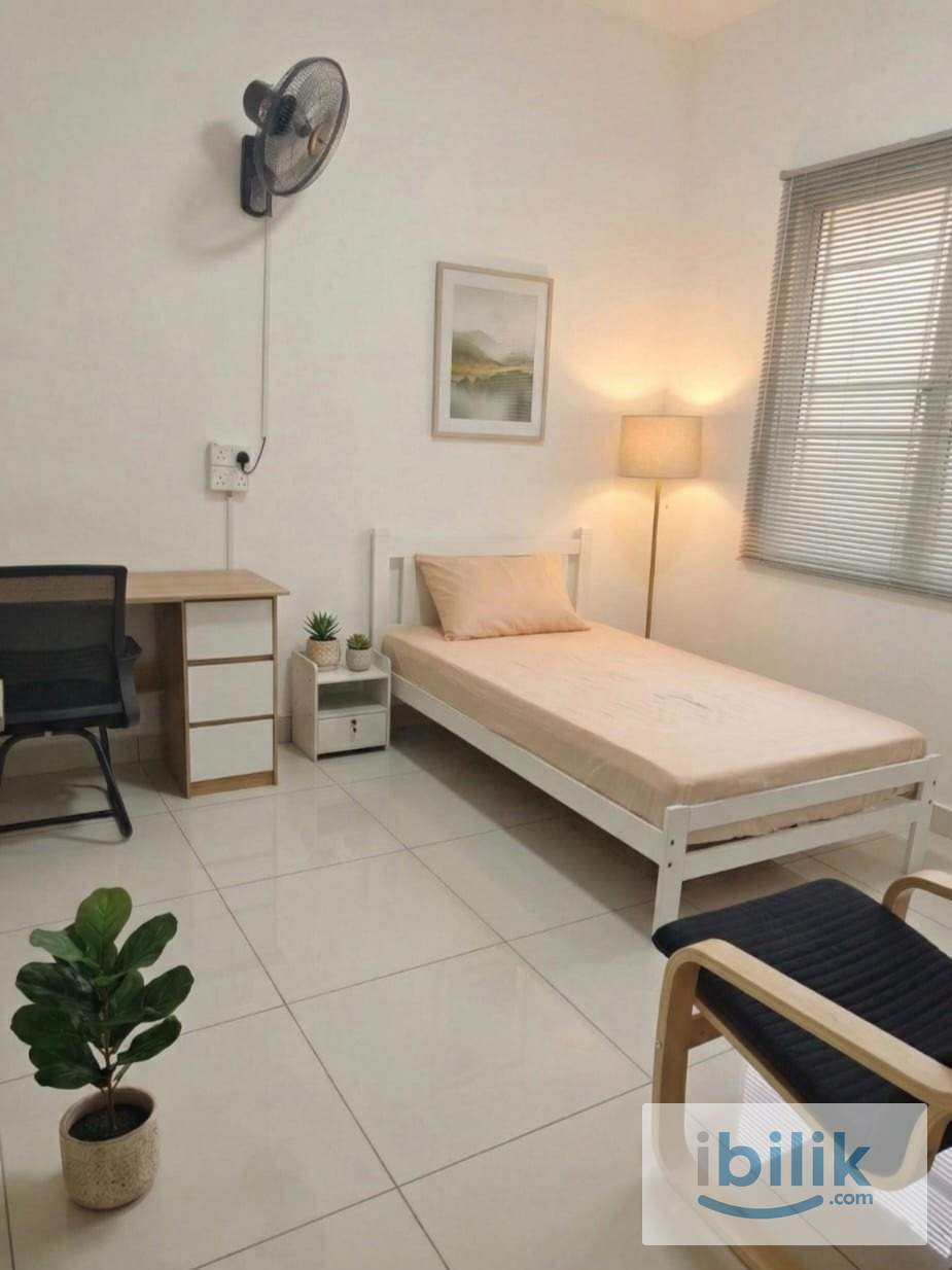 NO PARTITION APARTMENT!! Middle Room at Nexus Residences, Cheras. 2 mins walk to MRT Taman Pertama. - Image 2