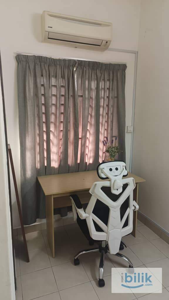 New Queen Bed Fully Furnished Middle Room-Setia Alam - Image 3