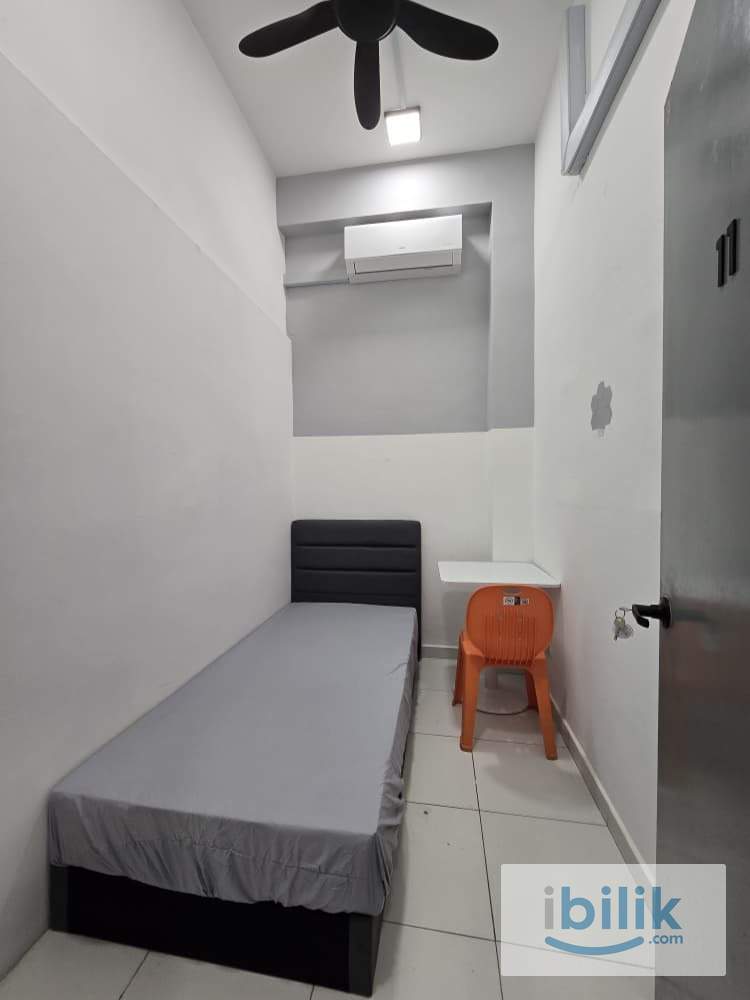 Small room 1km to LRT Asia Jaya 500m to bus station to UM - Image 5