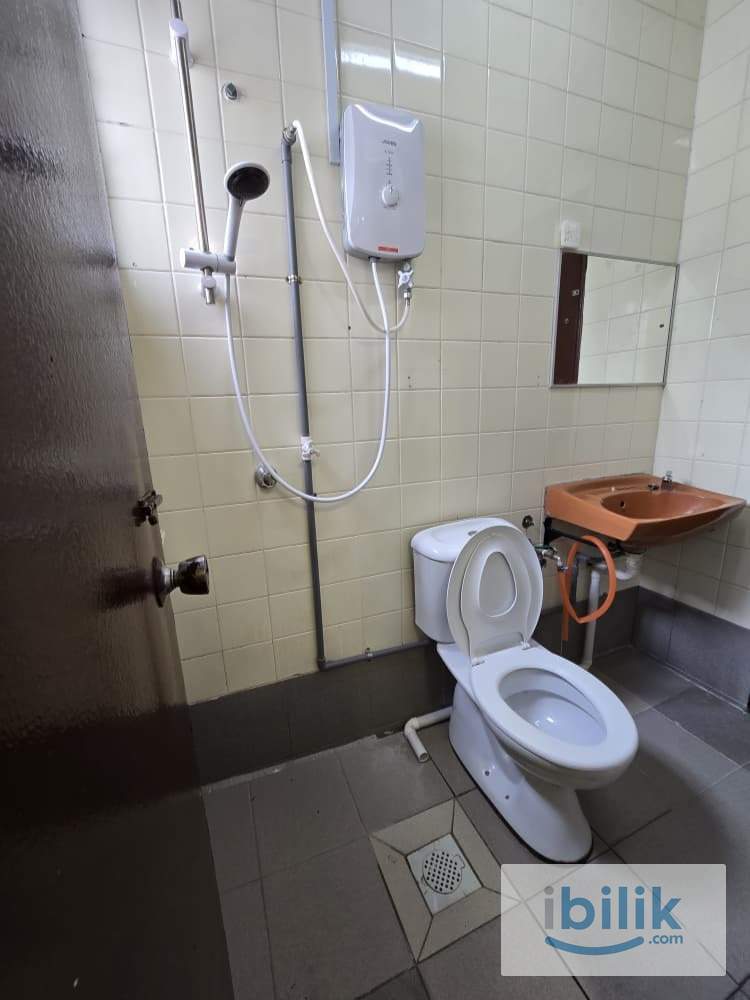 🍄‍🟫Aircon single room w window 700m reach LRT door - Image 5