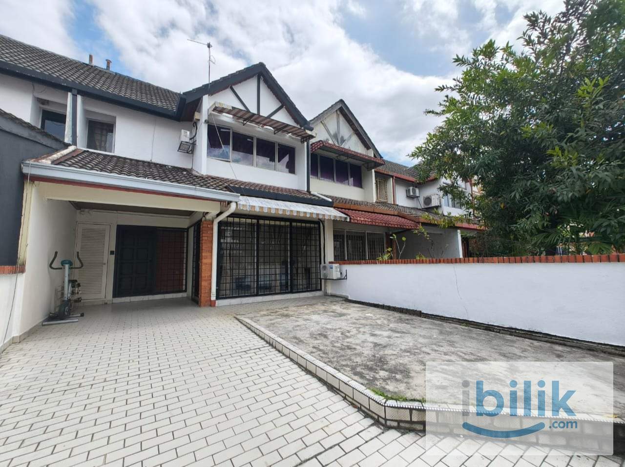 🍄NEW : Queen room available now 700m walk to LRT Kelana Jaya doorstep - Image 7
