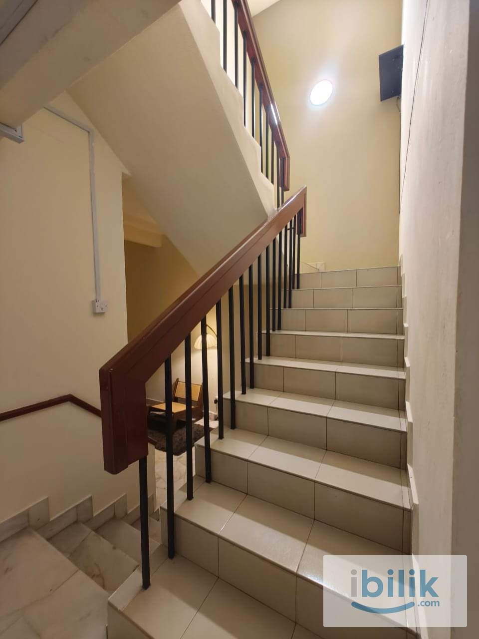 🍄NEW : Queen room available now 700m walk to LRT Kelana Jaya doorstep - Image 10