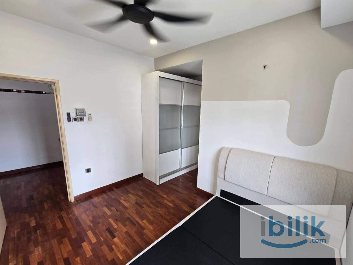Bandar Utama Fully Furnished Master room For Rent - Image 1