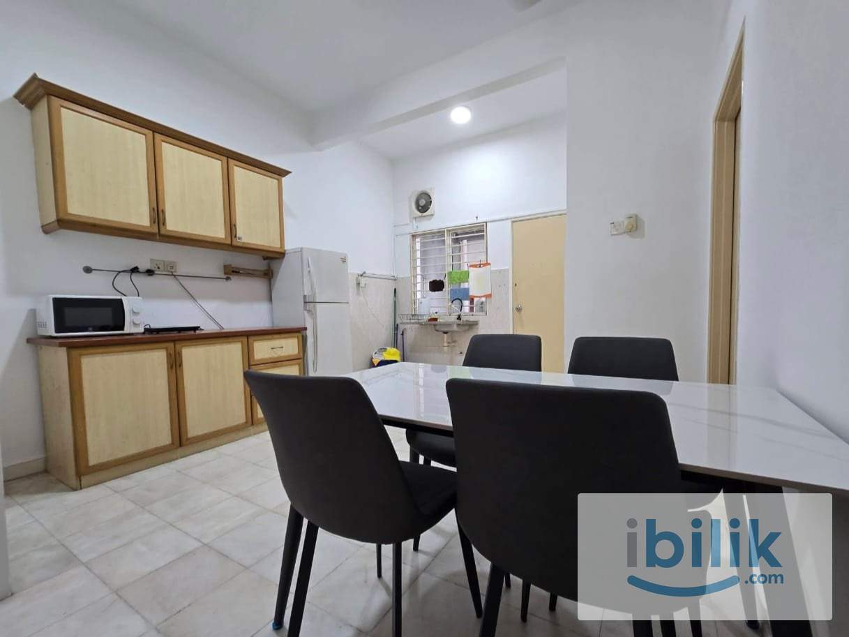 Bandar Utama Fully Furnished Middle room For Rent - Image 4