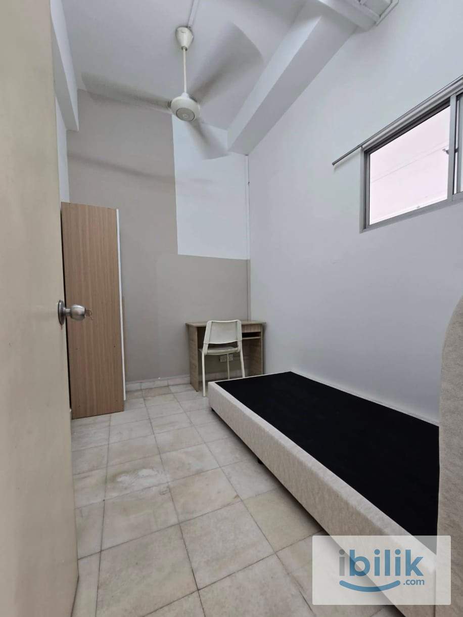 Bandar Utama Fully Furnished Single room For Rent - Image 1