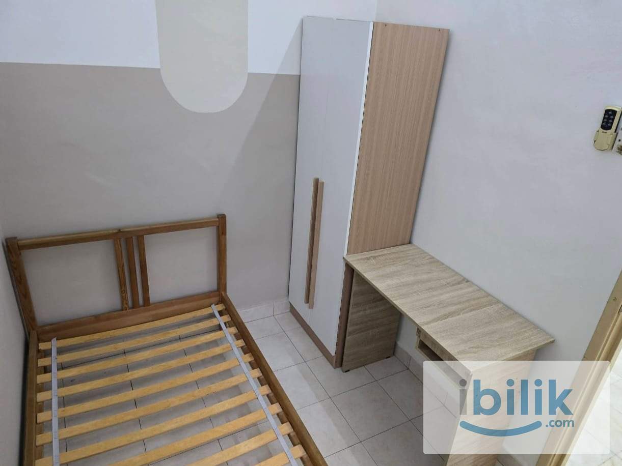 Bandar Utama Fully Furnished Single Room For Rent - Image 1