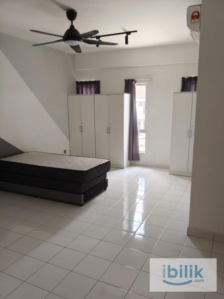 Fully Furnished Male Master Room for Rent!!! - Image 1