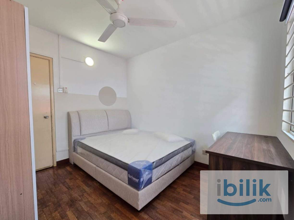 *Bandar Utama Fully Furnished Middle room For Rent* - Image 1