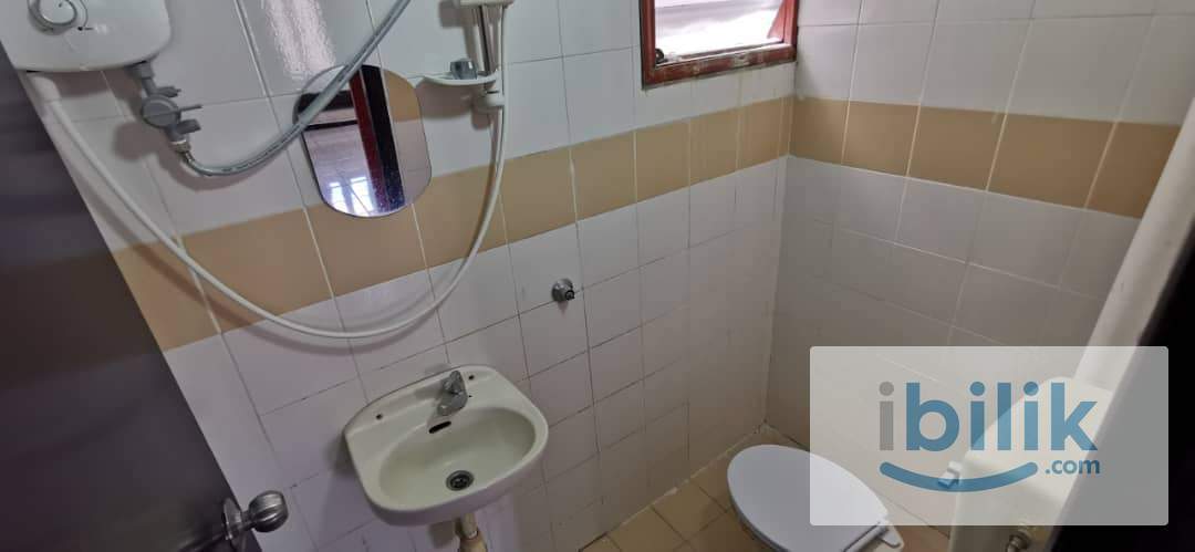 DAMAI APARTMENT MALE UNIT MIDDLE ROOM FOR RENT - Image 2