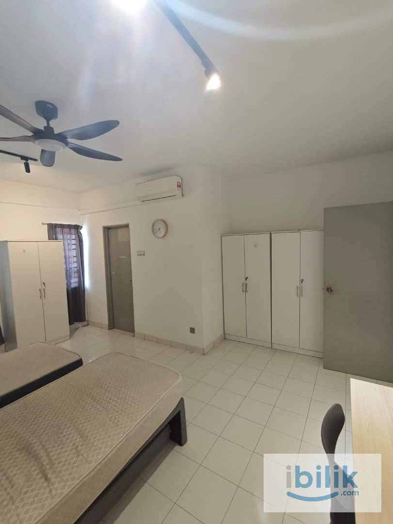 *SUBANG BERSTARI FEMALE UNIT MASTER ROOM FOR RENT* - Image 3