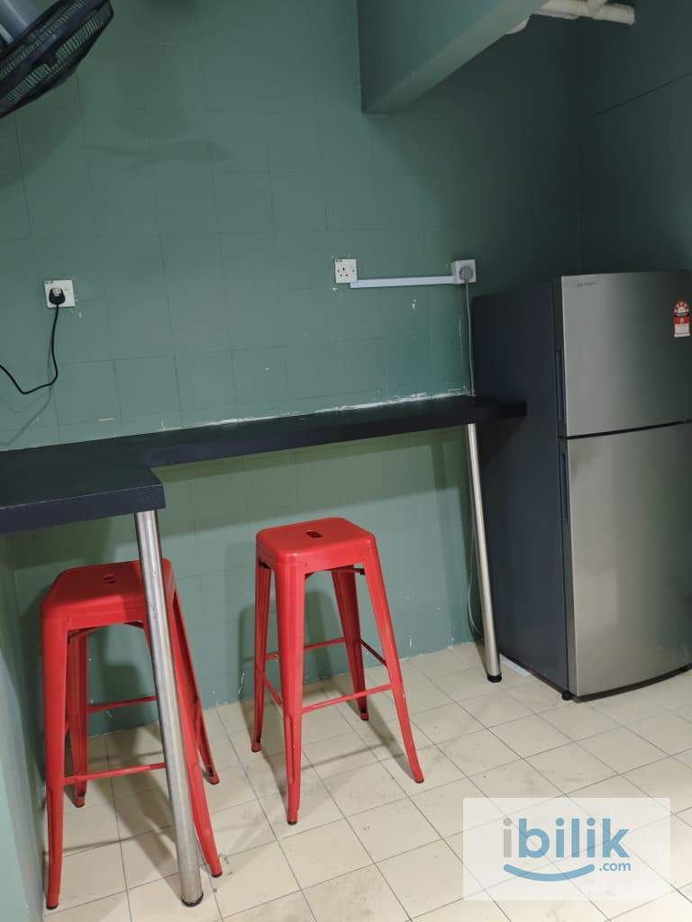 1 MIN TO HELP UNIVERSITY MALE UNIT SMALL ROOM FOR RENT - Image 4