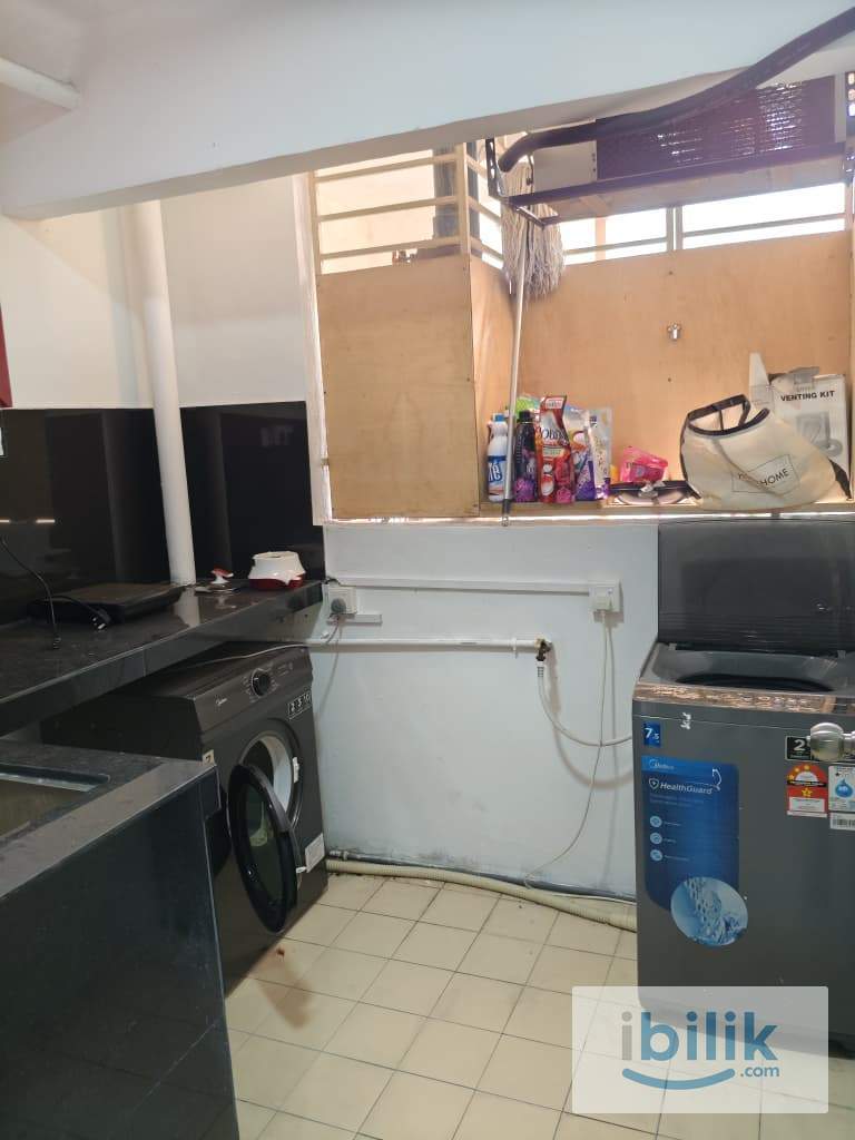 1 MIN TO HELP UNIVERSITY MALE UNIT SMALL ROOM FOR RENT - Image 5