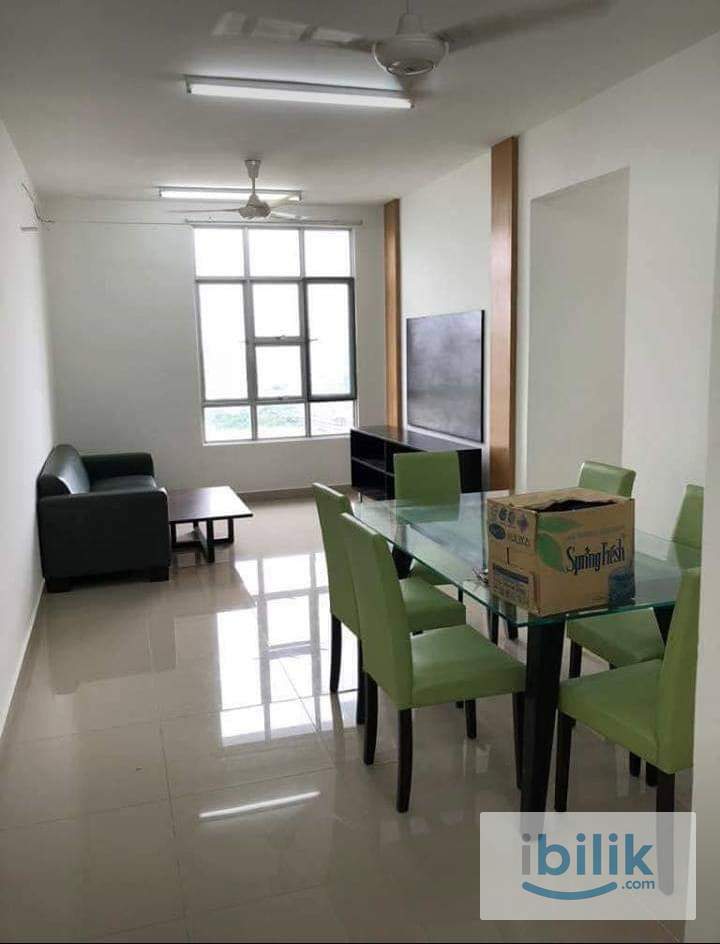 Single room with attached bathroom  - Image 1