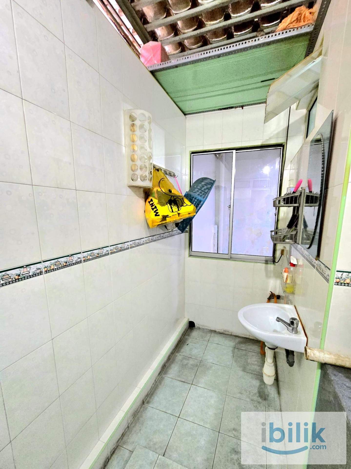 Sri Yaacob Unit for rent Skudai Iskandar Puteri 3room - Image 5