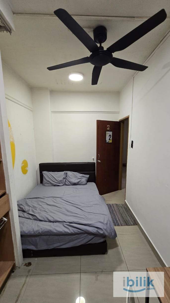 Room for Rent @ Suriamas Suites Condominium All Race Good Deal - Image 2