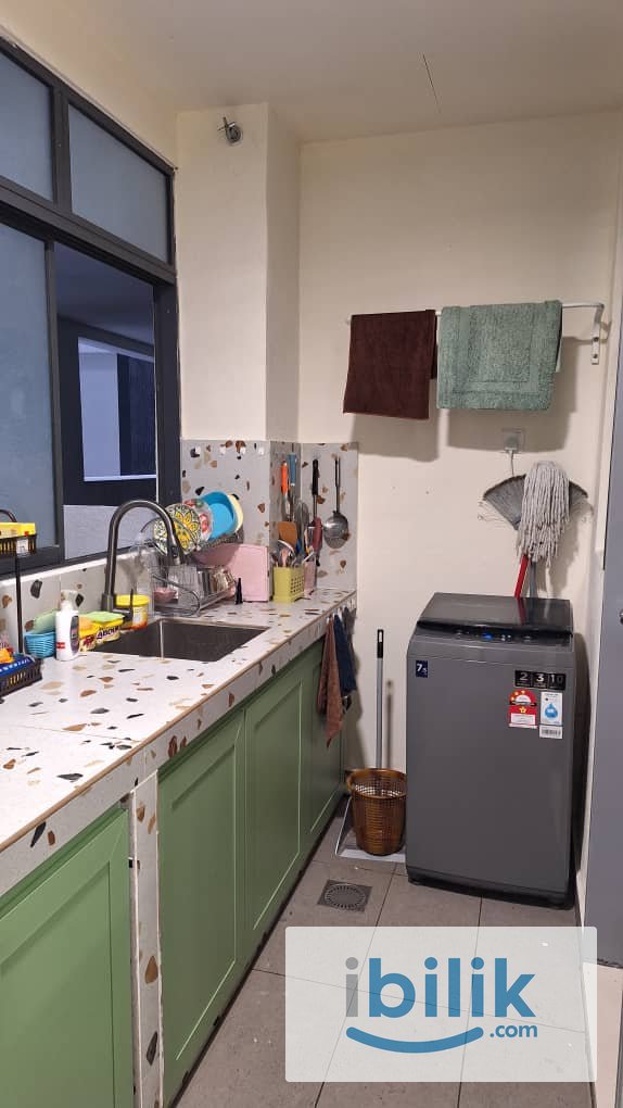 Middle Room in KLTS Residence - Image 5
