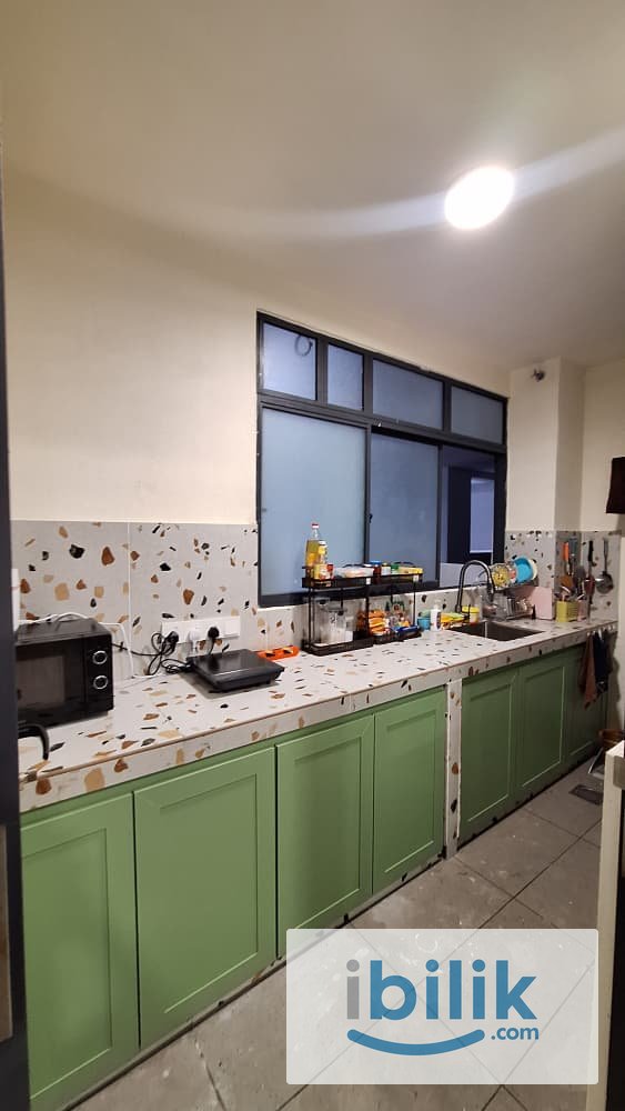 Middle Room in KLTS Residence - Image 4