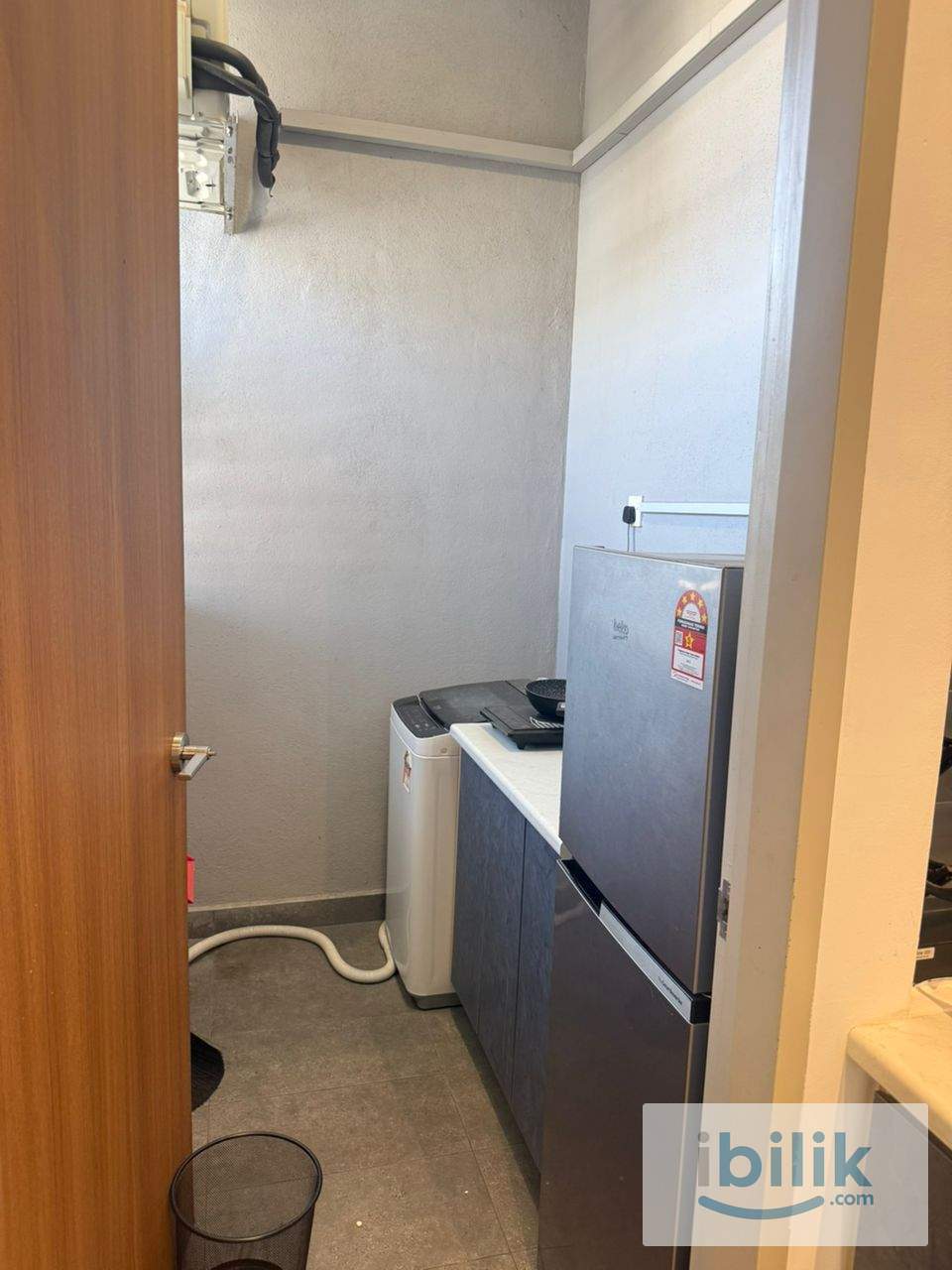 Middle Room With Balcony At SS15 - Image 3