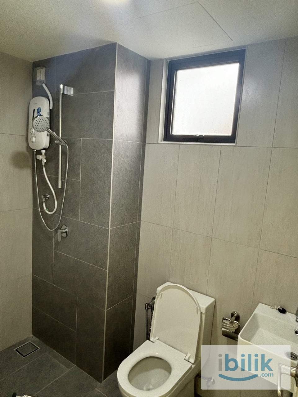 🔥Dian Residence, Seksyen 13 Master Room with attached bathroom🔥Fully Furnish. - Image 3