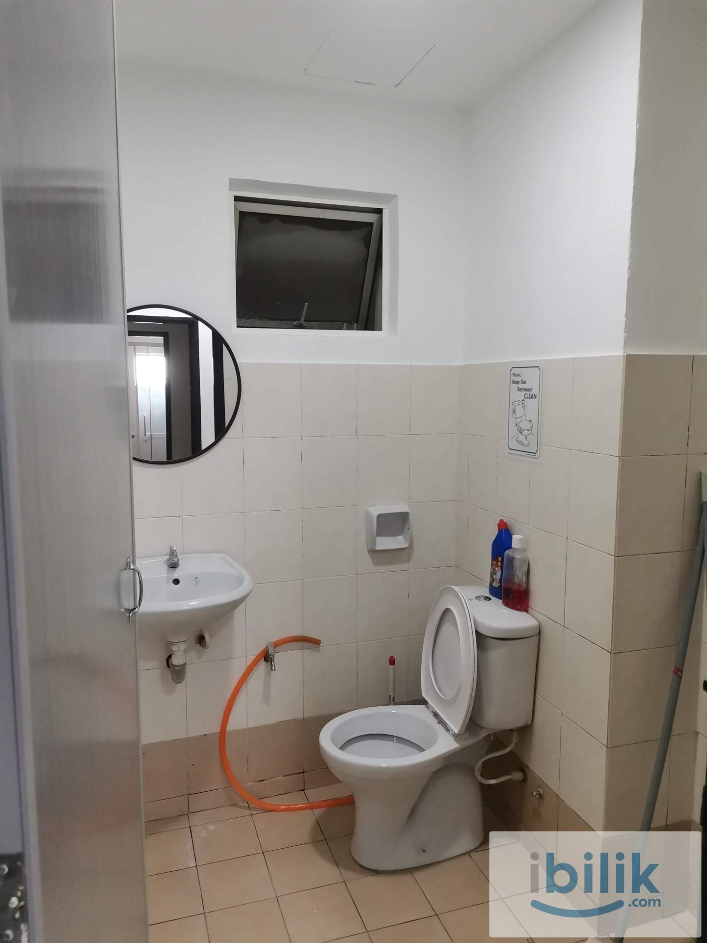 🔥Casa Subang, USJ 1, Subang, NEW CONDO Medium Room🔥Fully Furnish NEW 10” Mattress Aircond Wardrobe Table Chair - Image 3