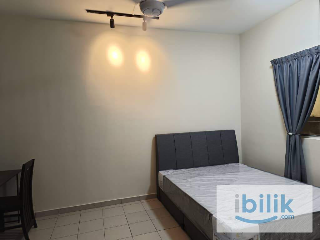 🔥Casa Subang, USJ 1, Subang, NEW CONDO Medium Room🔥Fully Furnish NEW 10” Mattress Aircond Wardrobe Table Chair - Image 1