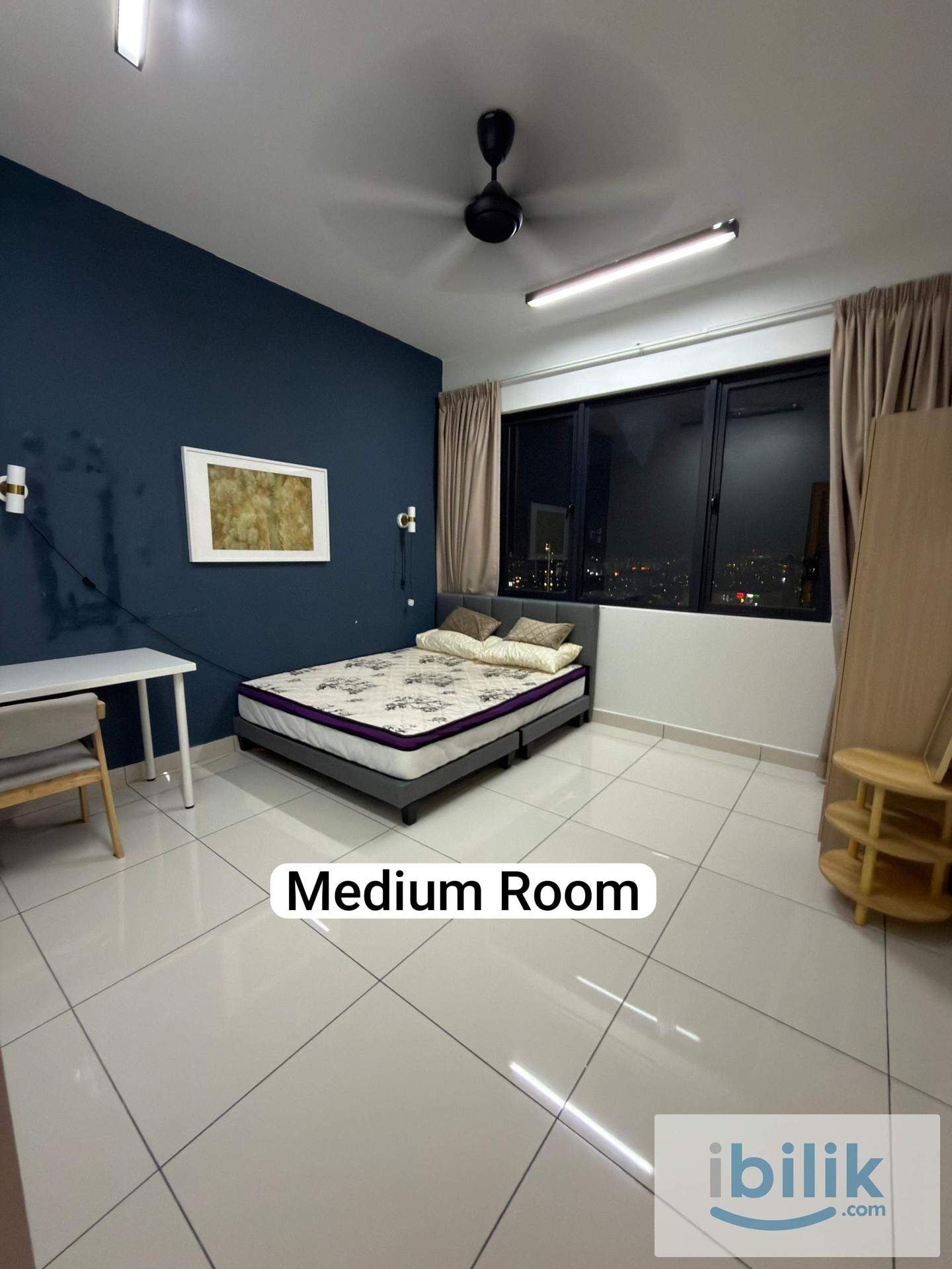 Medium Room - Image 1