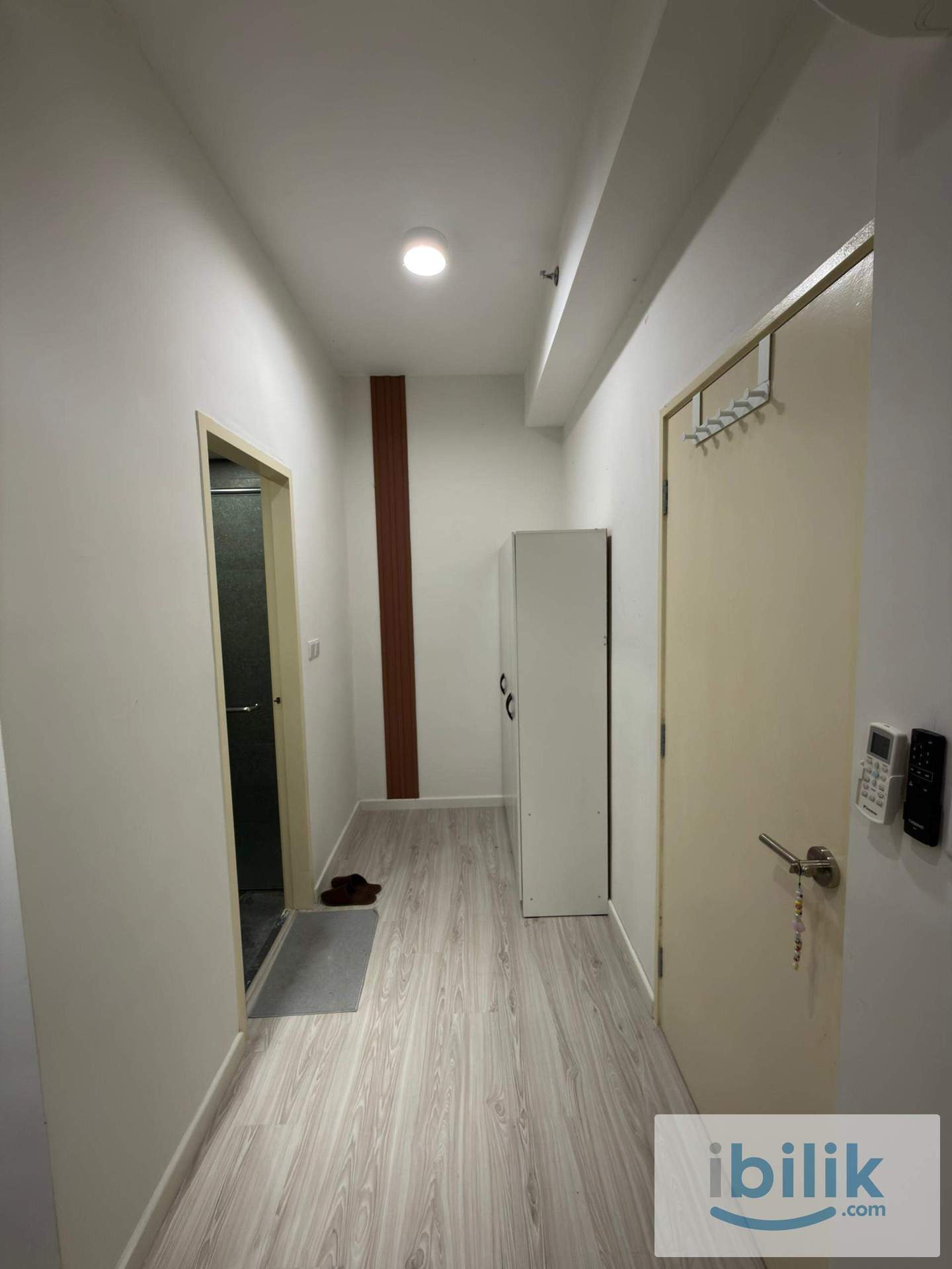 Master Room dor Rent  - Image 5