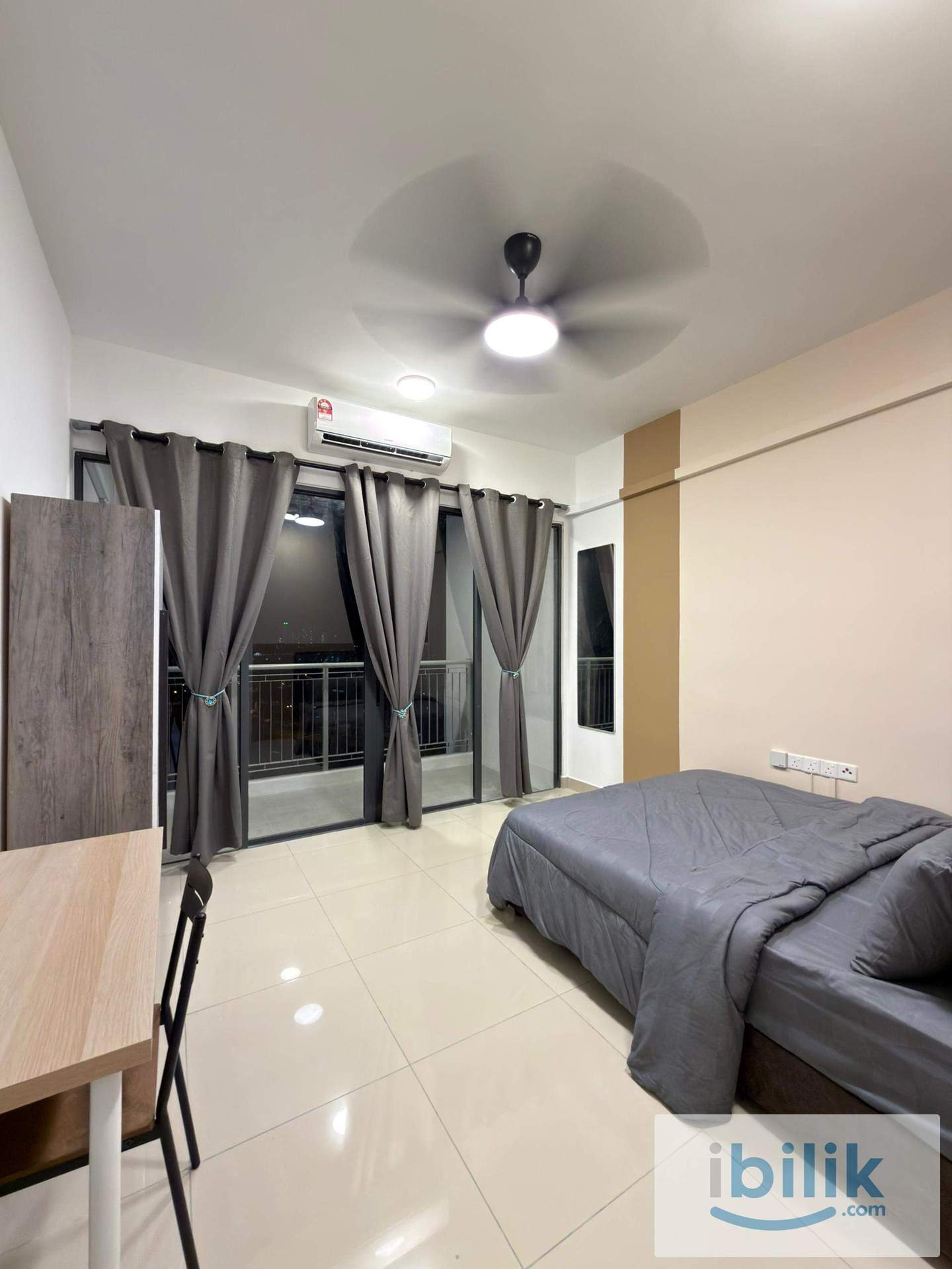 Super Medium Room With Balcony  - Image 2