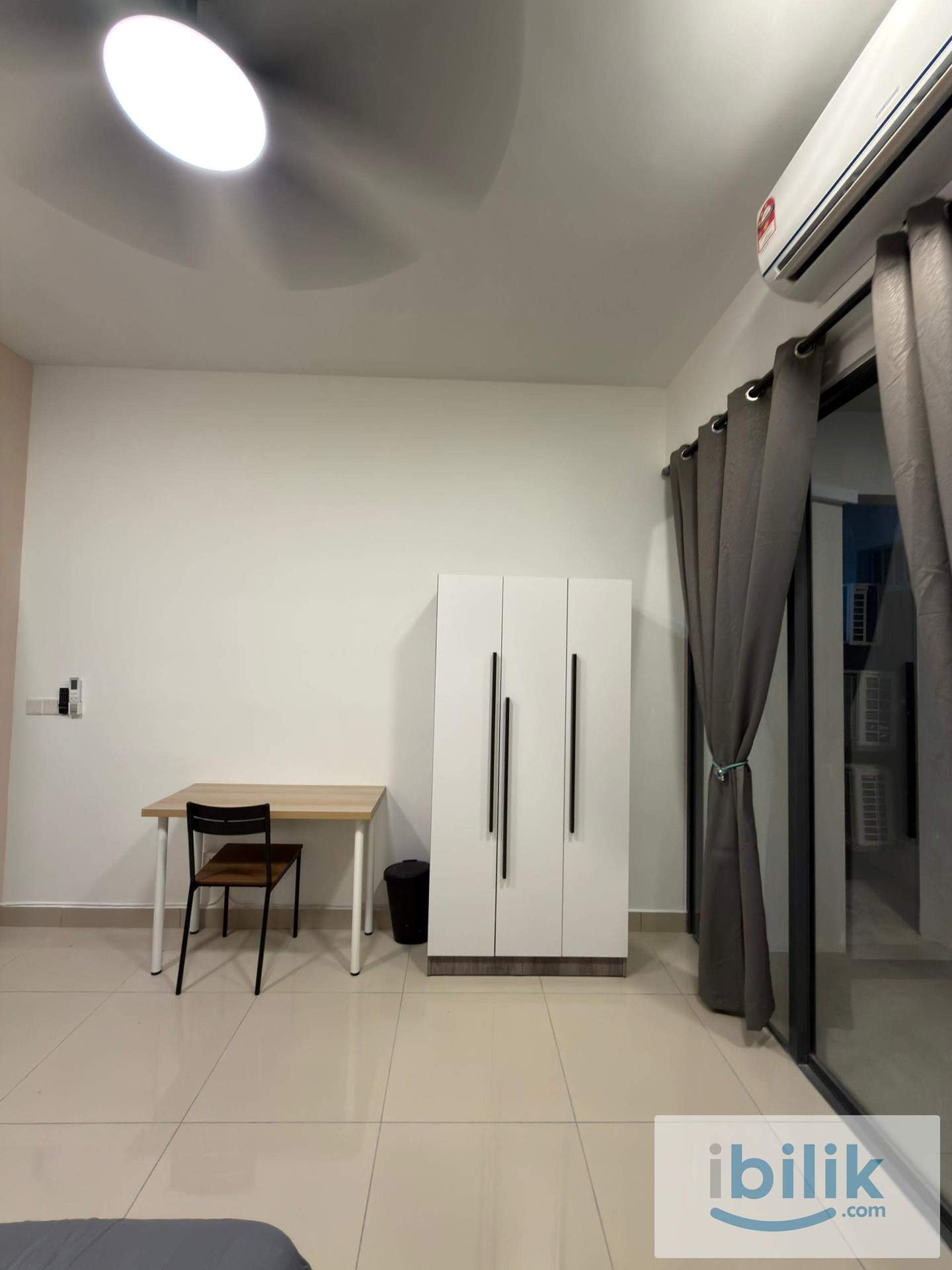 Super Medium Room With Balcony  - Image 3
