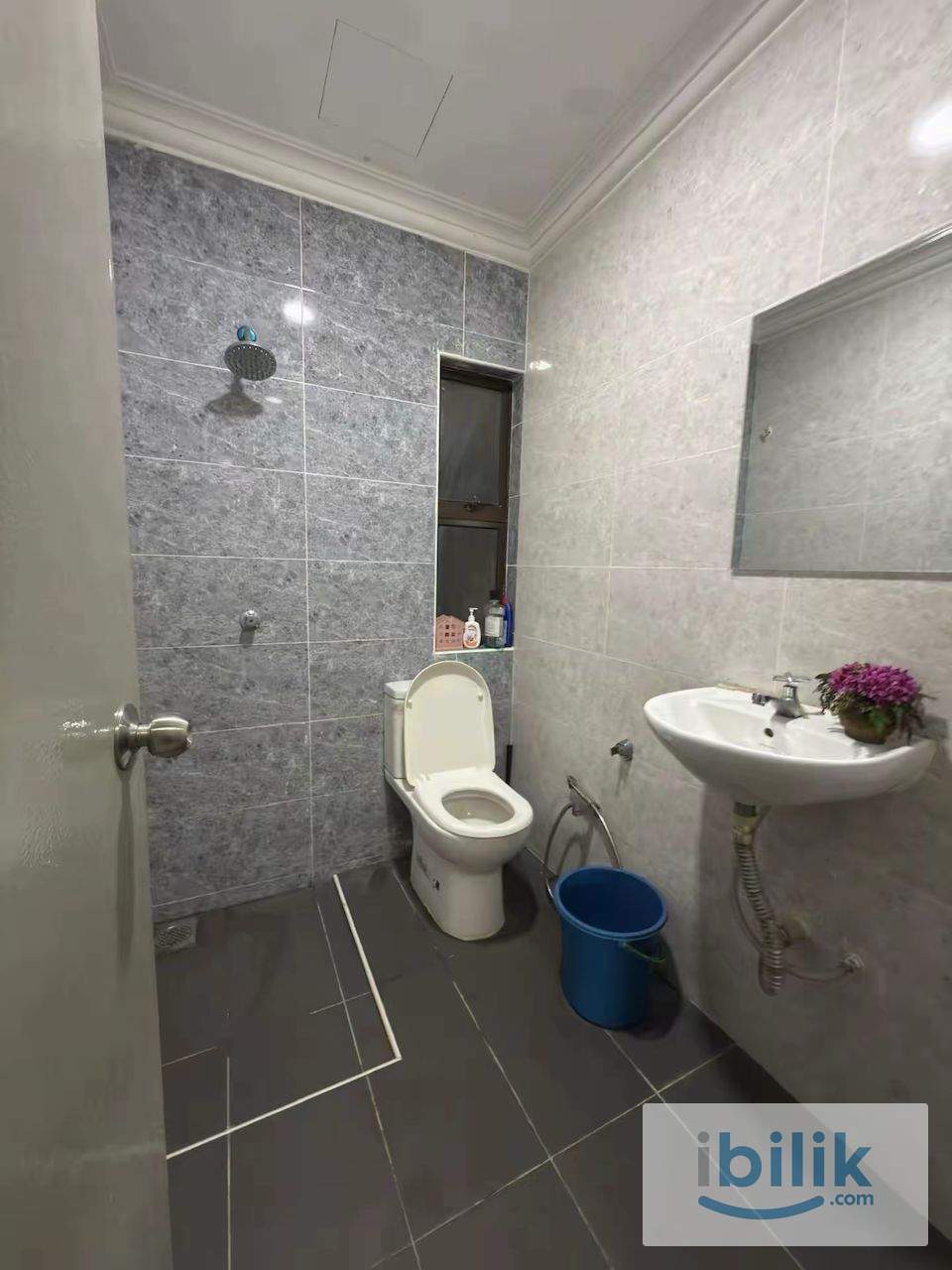 Medium Room for Rent - Image 4