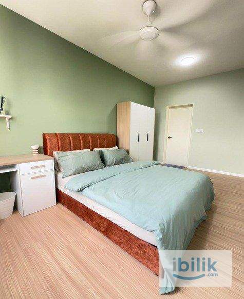 Master Room - Image 2