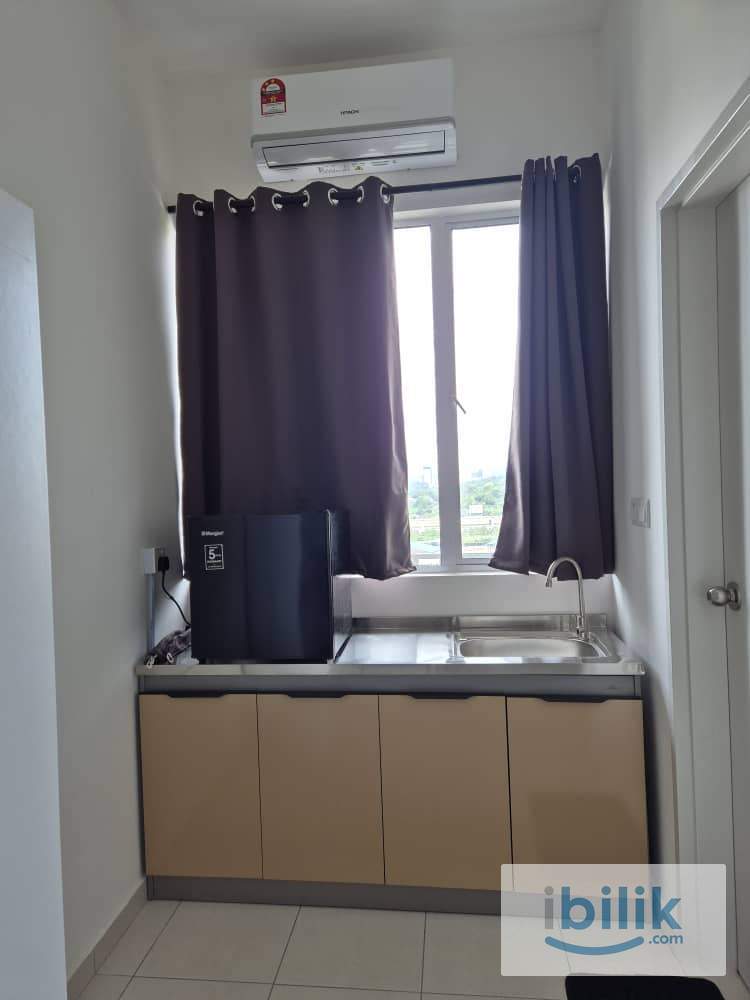 Master Room - Image 3