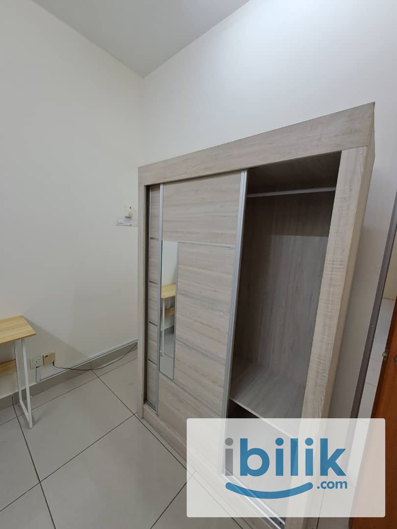 [Female Unit] Big Balcony Available to Rent_Early July_FREE WIFI - Image 3