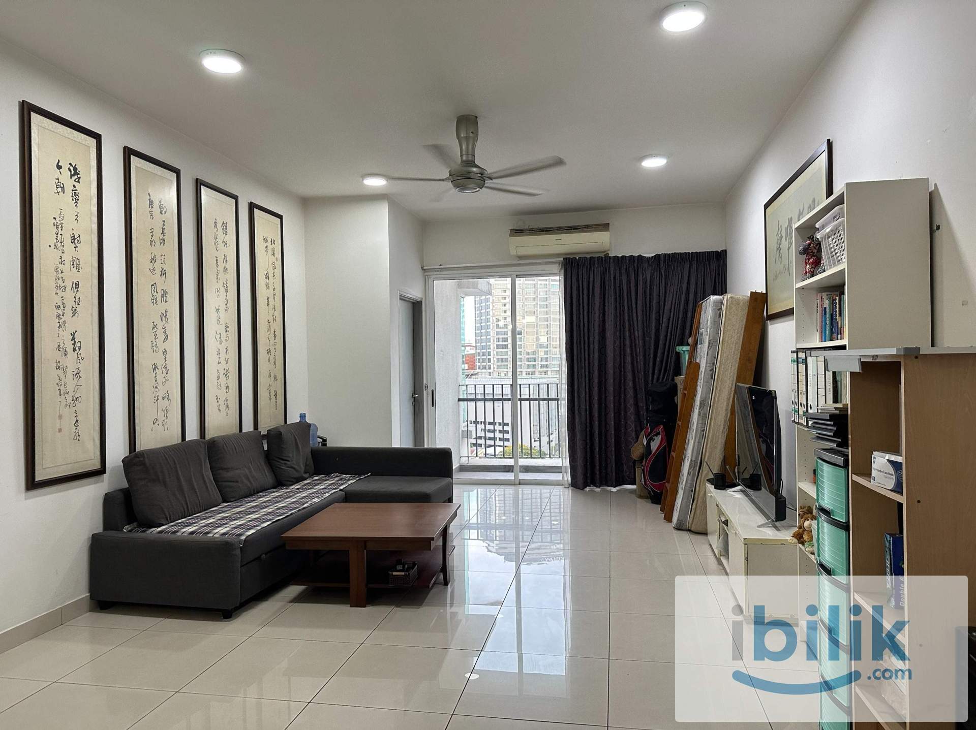 Master Room - Image 6