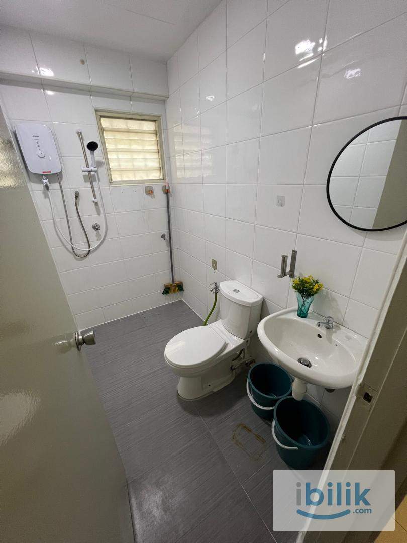 Prisma Perdana Condo. - Room Available - Image 7