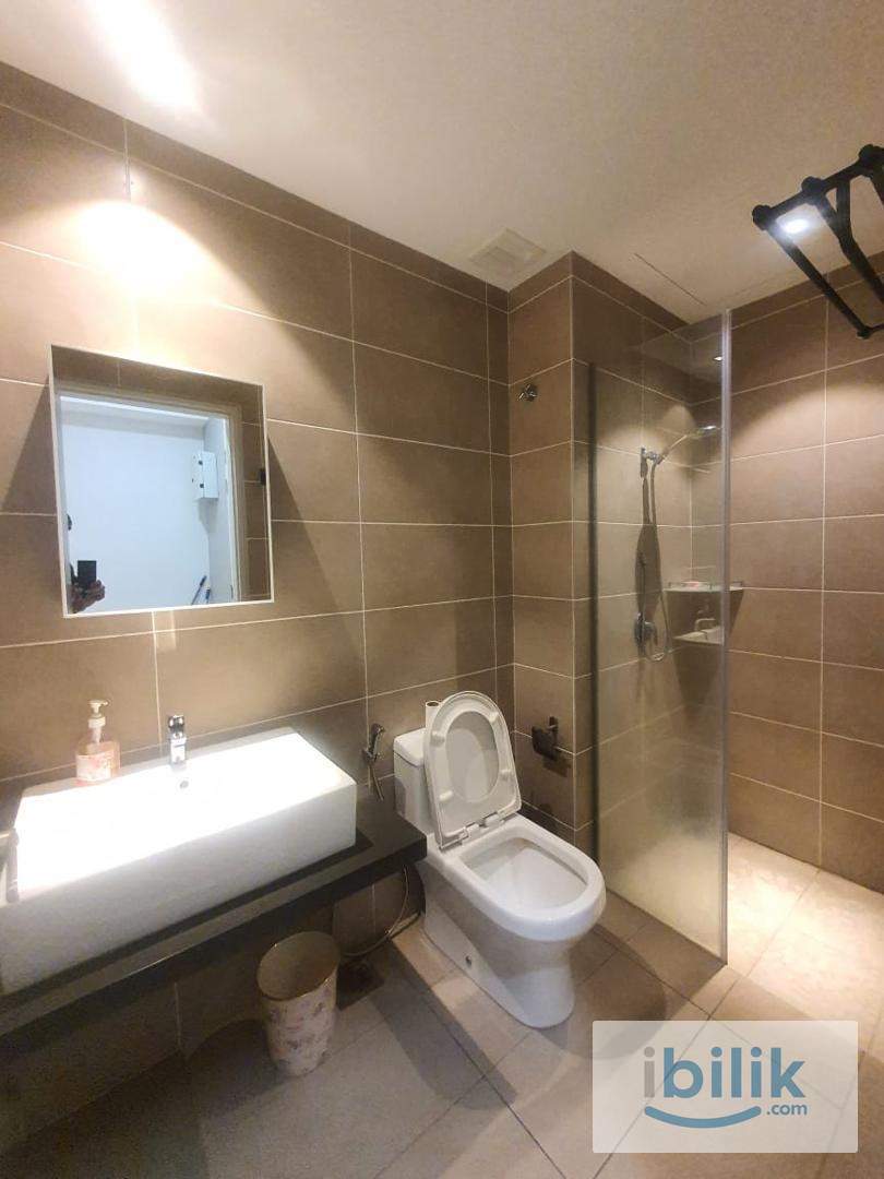 Fully Furnished Modern Design House - Very near to MRT - Image 2