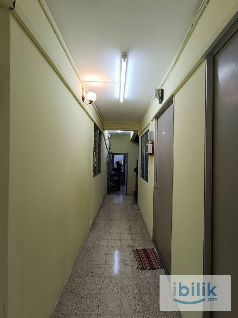 ‼️ ZERO DEPOSIT ‼️  🚶 5 MINS TO LRT SS15 🚶 🔥 Middle Room 🔥 🛁 Private Bathroom 🛁 - Image 3