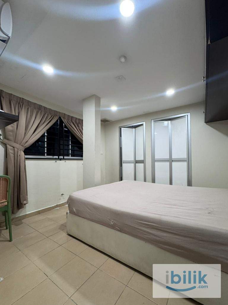 ‼️ Zero Deposit ‼️ 🏡 Hotel Style Master Room 🏡 🚌 10 MINS TO BUS STOP 🚌 - Image 1