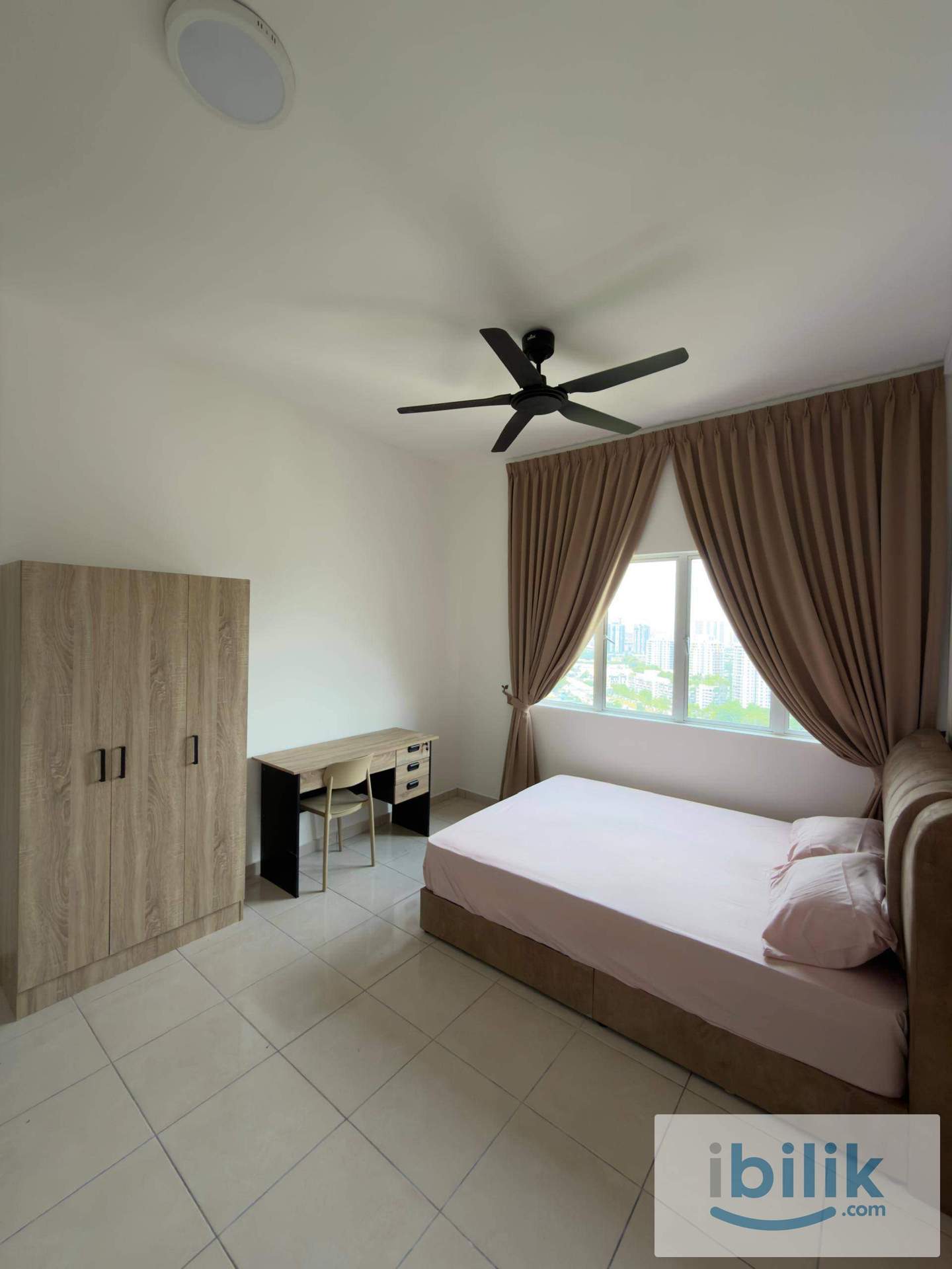 Residensi Amansuri City Sentral_R1 Master Room_Female_Near LRT - Image 1