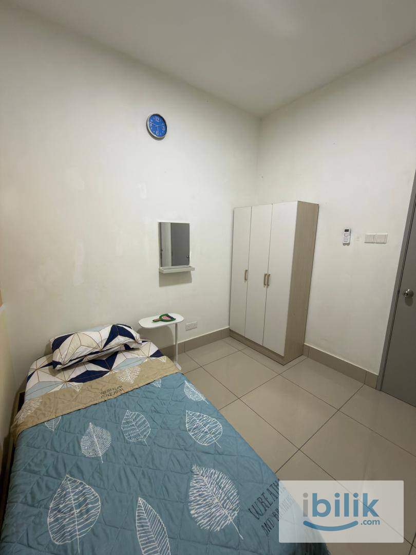 Razak City Residences_R3 Small Medium Room with Single Bed_Female - Image 2